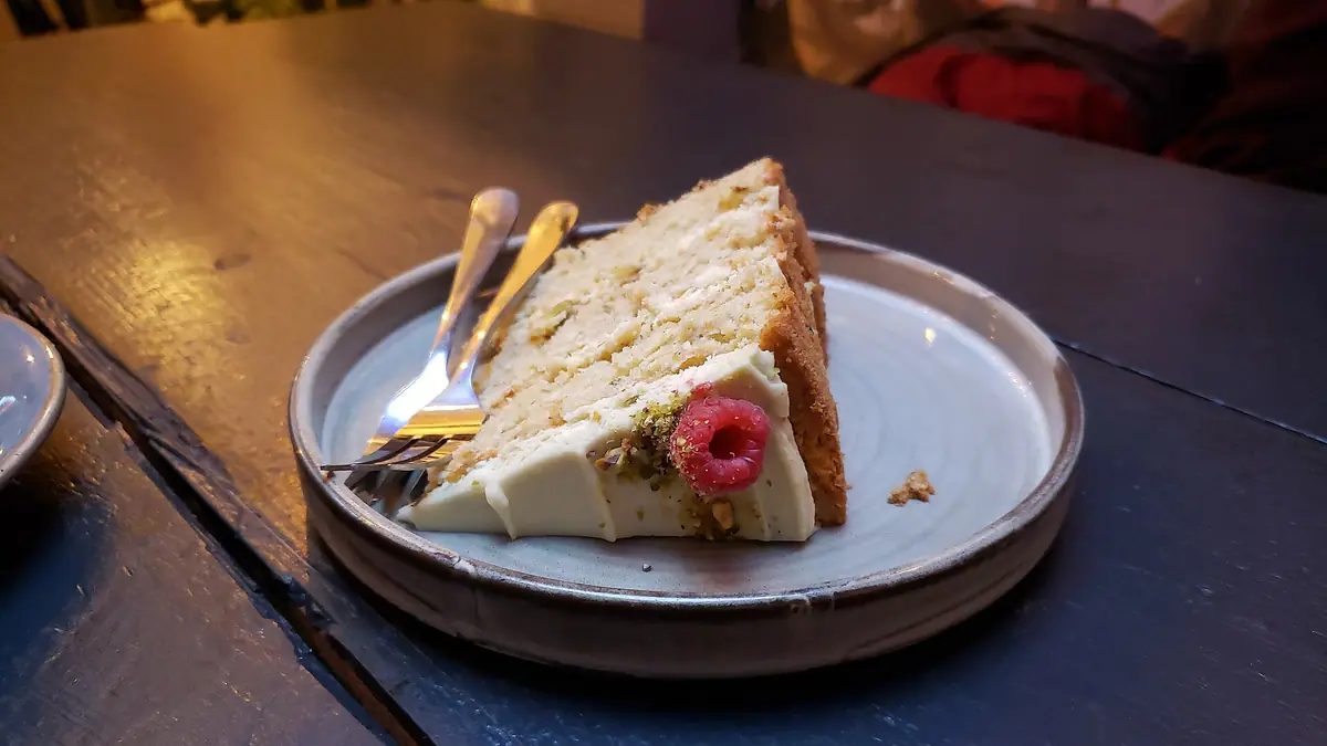 Bud's – cake shop in Beltinge, Herne Bay